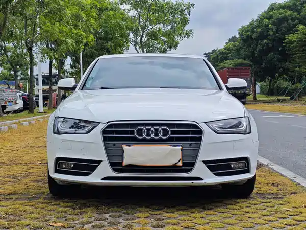 Audi A4L 2013