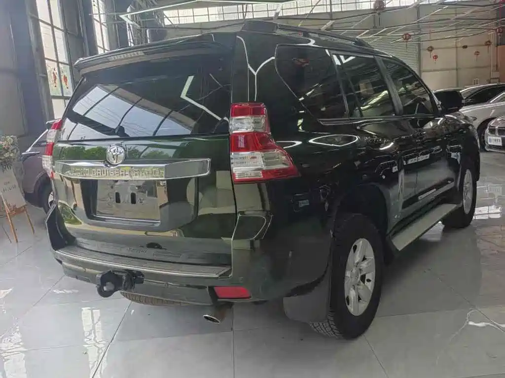 Toyota Prado 2015 — фото 6