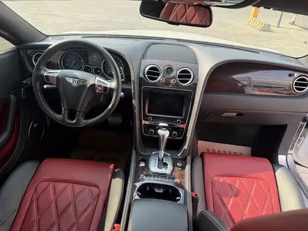 Bentley Continental 2012