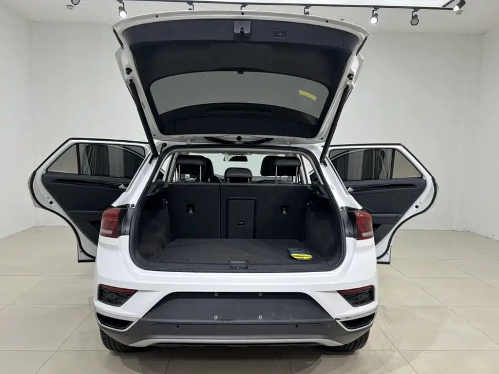 Volkswagen T-Roc 2022 — фото 16