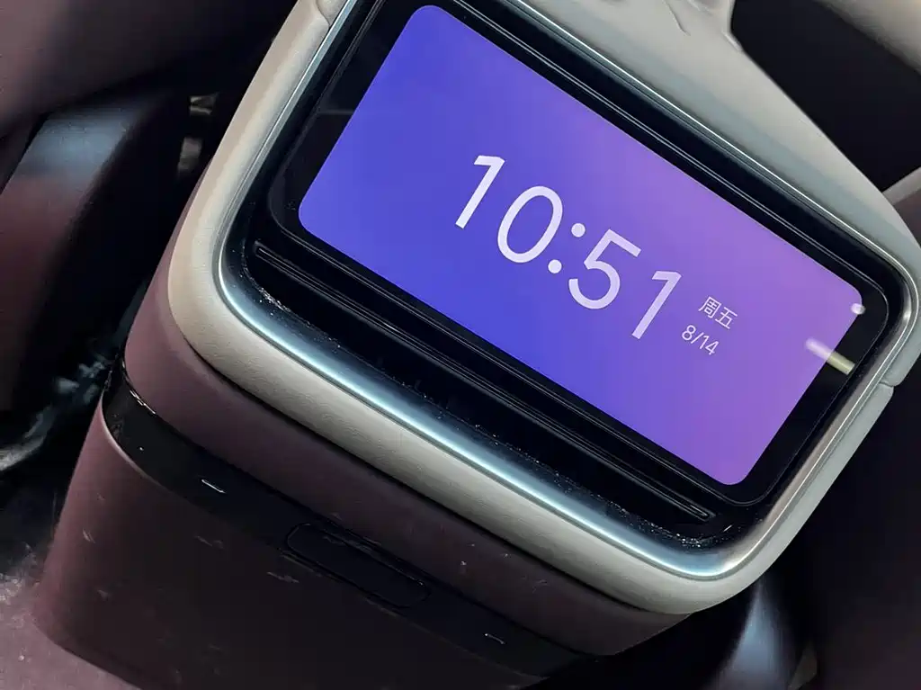 Xiaomi YU7 2025 — фото 12
