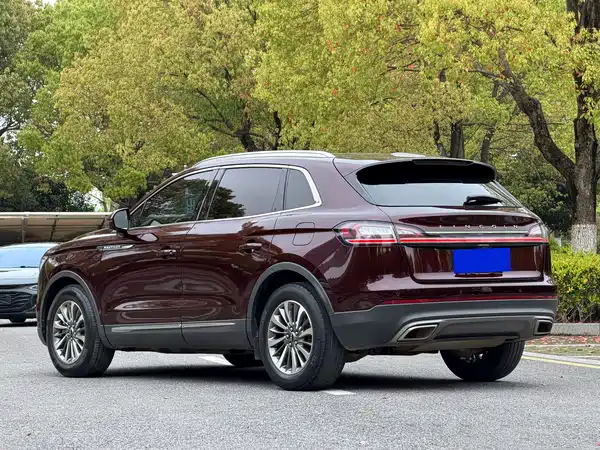 Lincoln Nautilus 2019