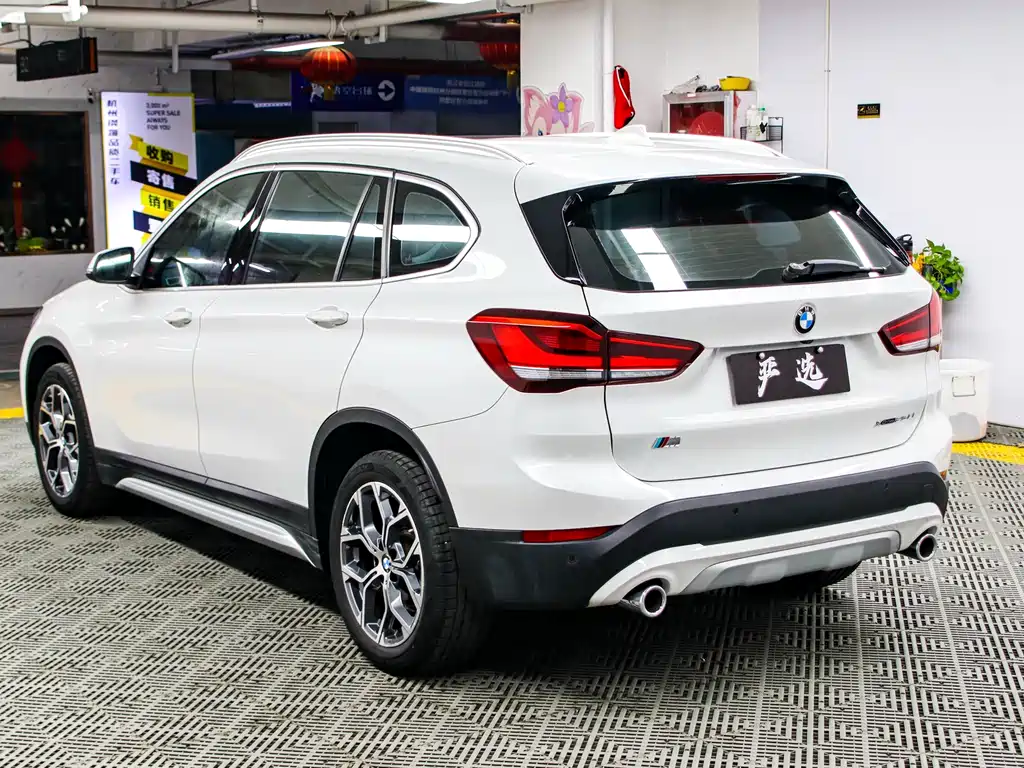BMW X1 2022 — фото 20