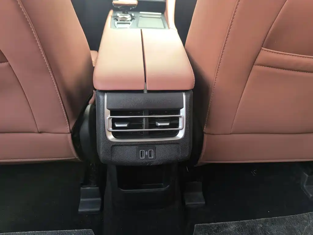 Changan CS75PLUS 2024 — фото 17