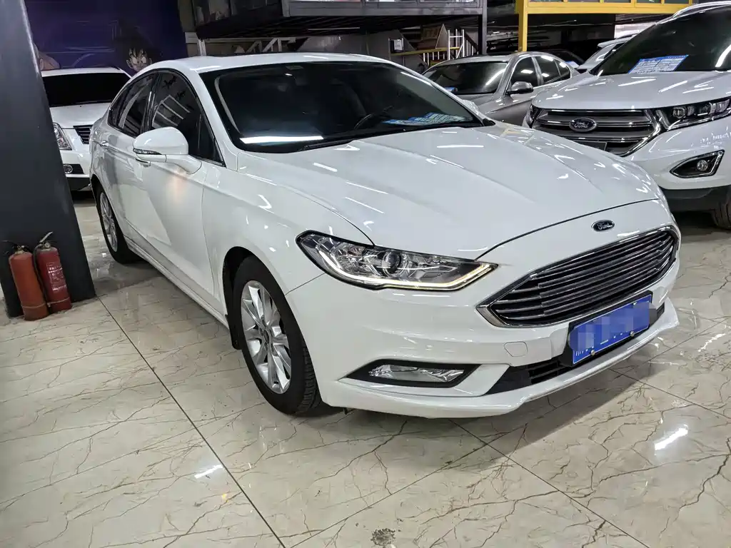 Ford Mondeo 2017 — фото 3