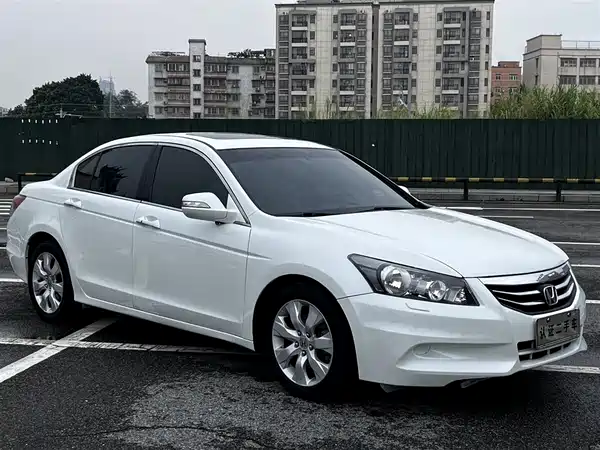 Honda Accord 2011