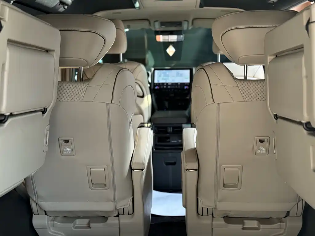 Toyota Alphard 2025 — фото 22