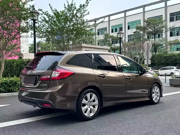 Honda Jade 2013