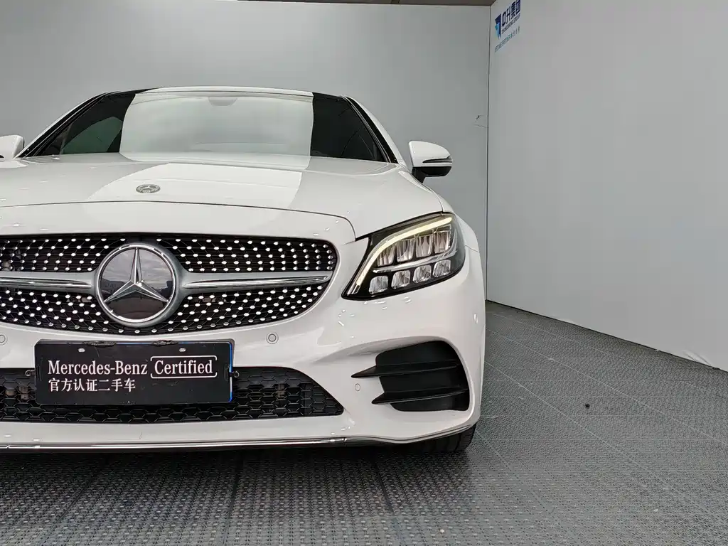 Mercedes-Benz C-Class 2019 — фото 18