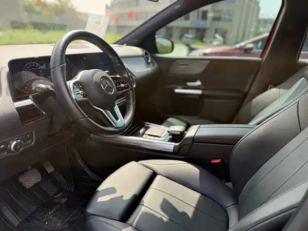 Mercedes-Benz B-Class 2021