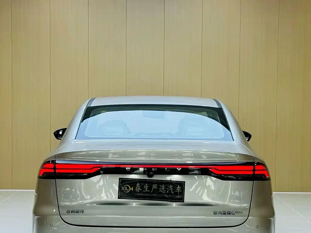 Geely Galaxy Star 6 2026 — фото 11