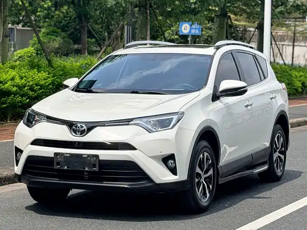 Toyota RAV4 2017