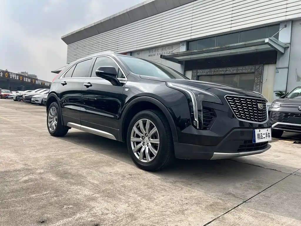 Cadillac XT4 2019 — фото 3