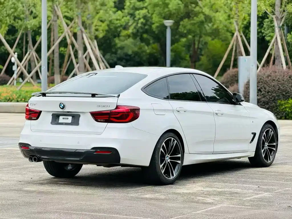 BMW 3 Series GT 2021 — фото 9
