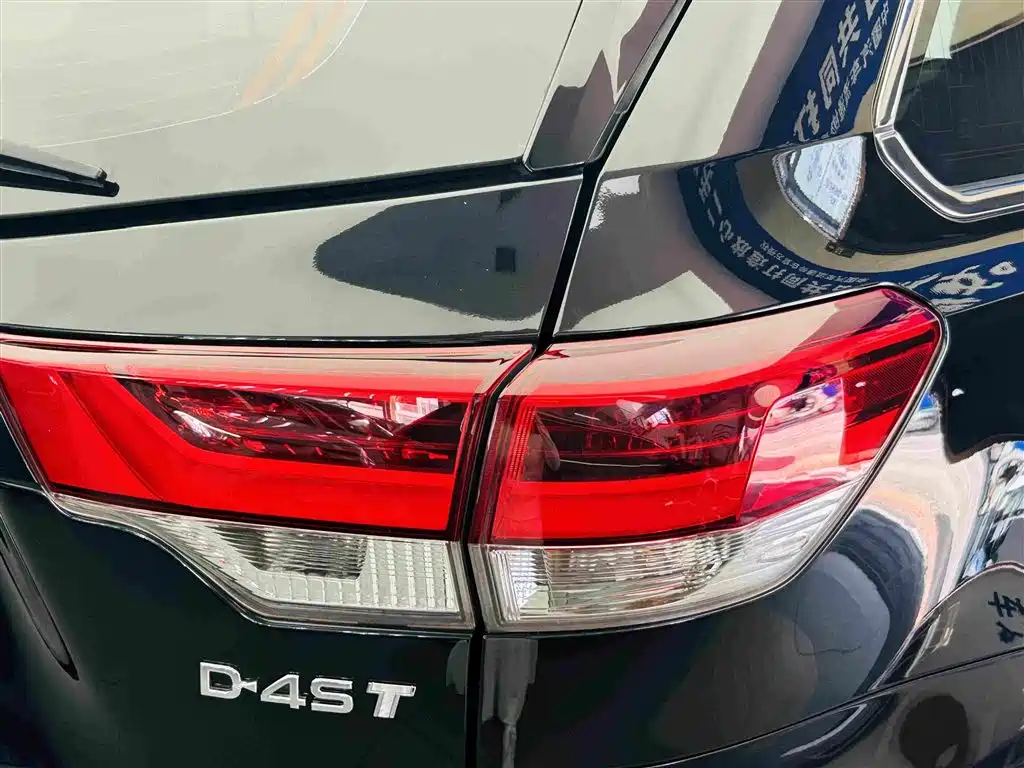 Toyota Highlander 2021 — фото 12
