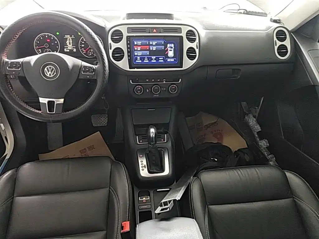 Volkswagen Tiguan 2018 — фото 13