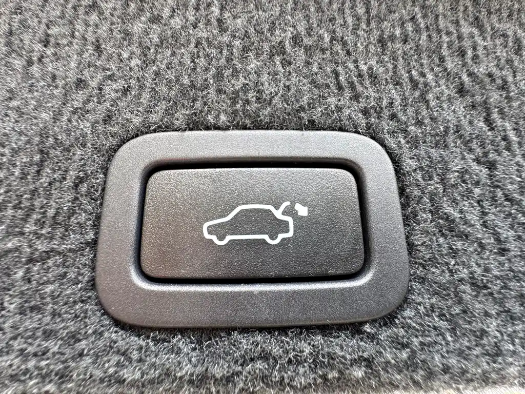 Volvo XC60 2013 — фото 18