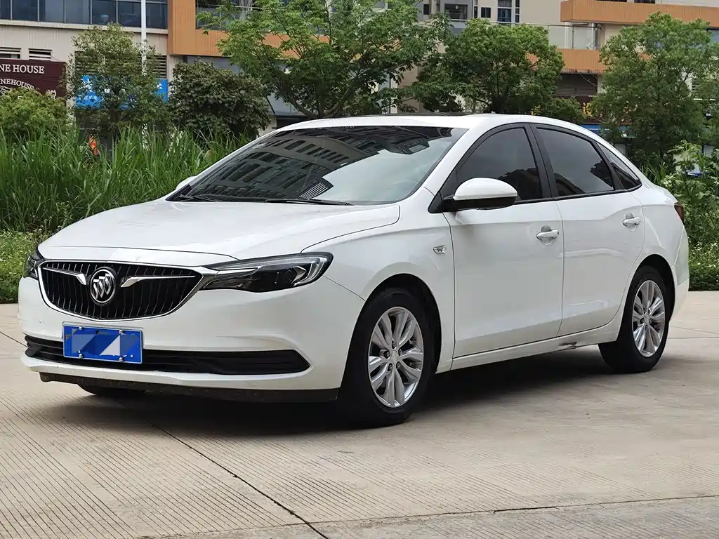 Buick Excelle 2021 — фото 1