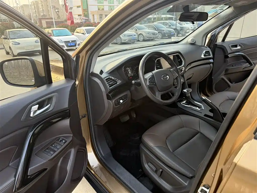GAC Motor Trumpchi GS4 2016 — фото 21