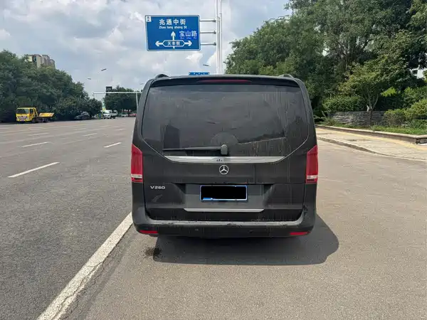 Mercedes-Benz V-Class 2022