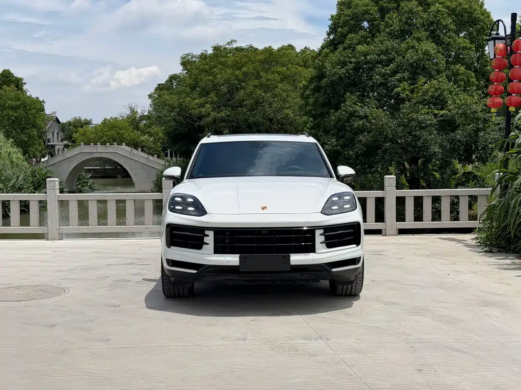 Porsche Cayenne 2024