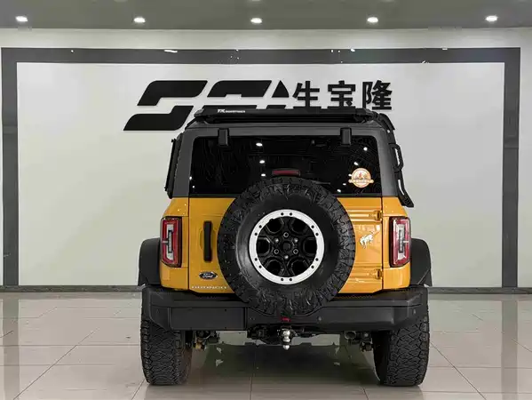 Ford Bronco 2024