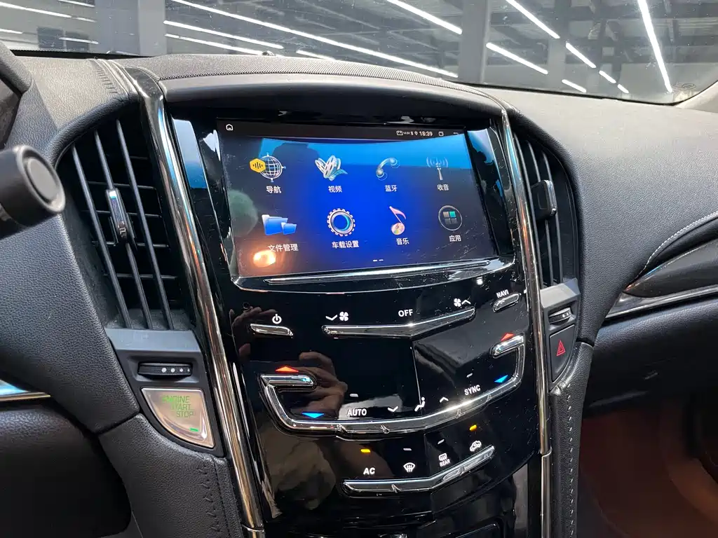 Cadillac ATS-L 2016 — фото 13
