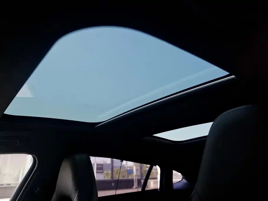 Porsche Panamera 2018 — фото 16