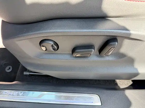 Volkswagen Tiguan L Plug-In Hybrid 2022