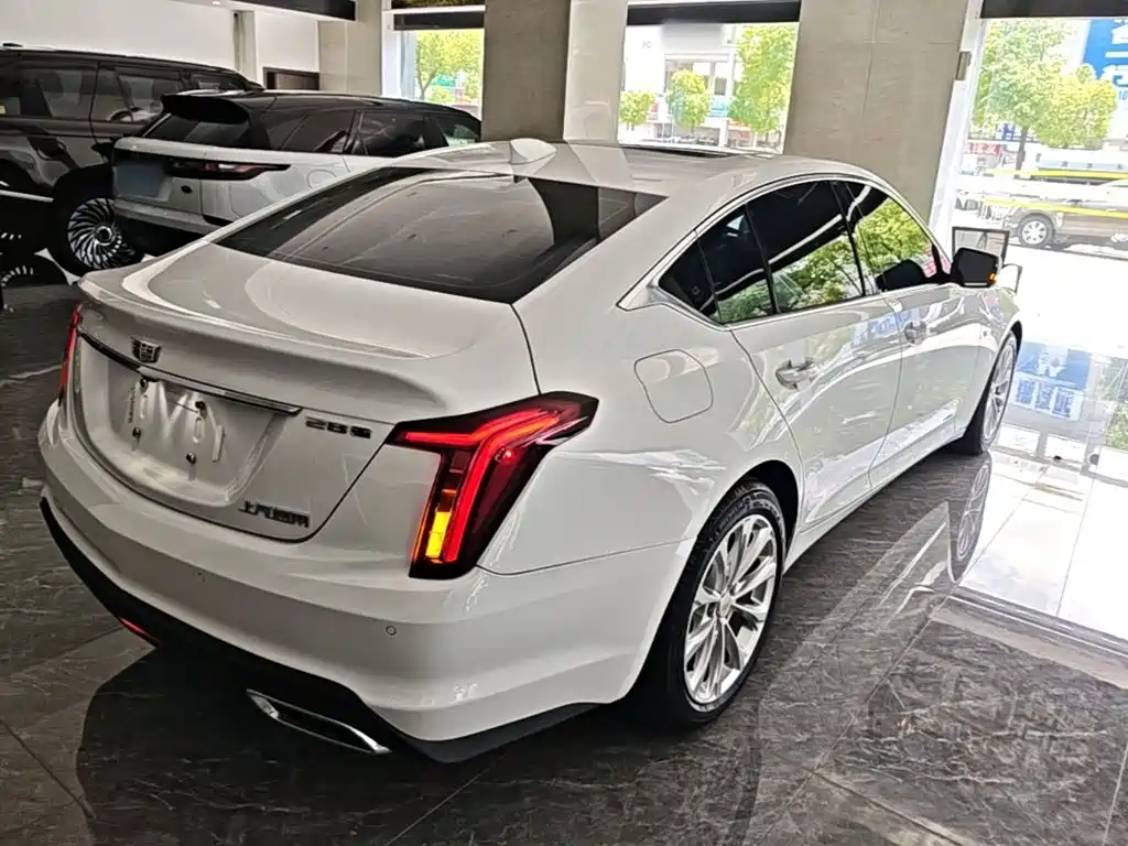 Cadillac CT5 2021 — фото 7