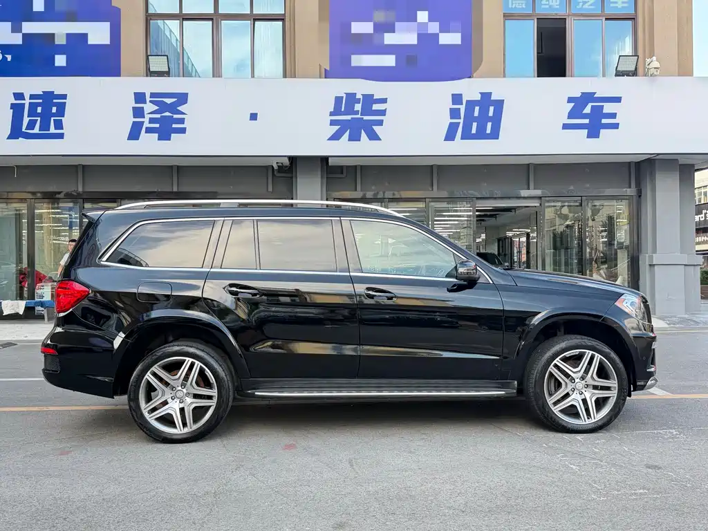 Mercedes-Benz GL-Class 2016 — фото 11