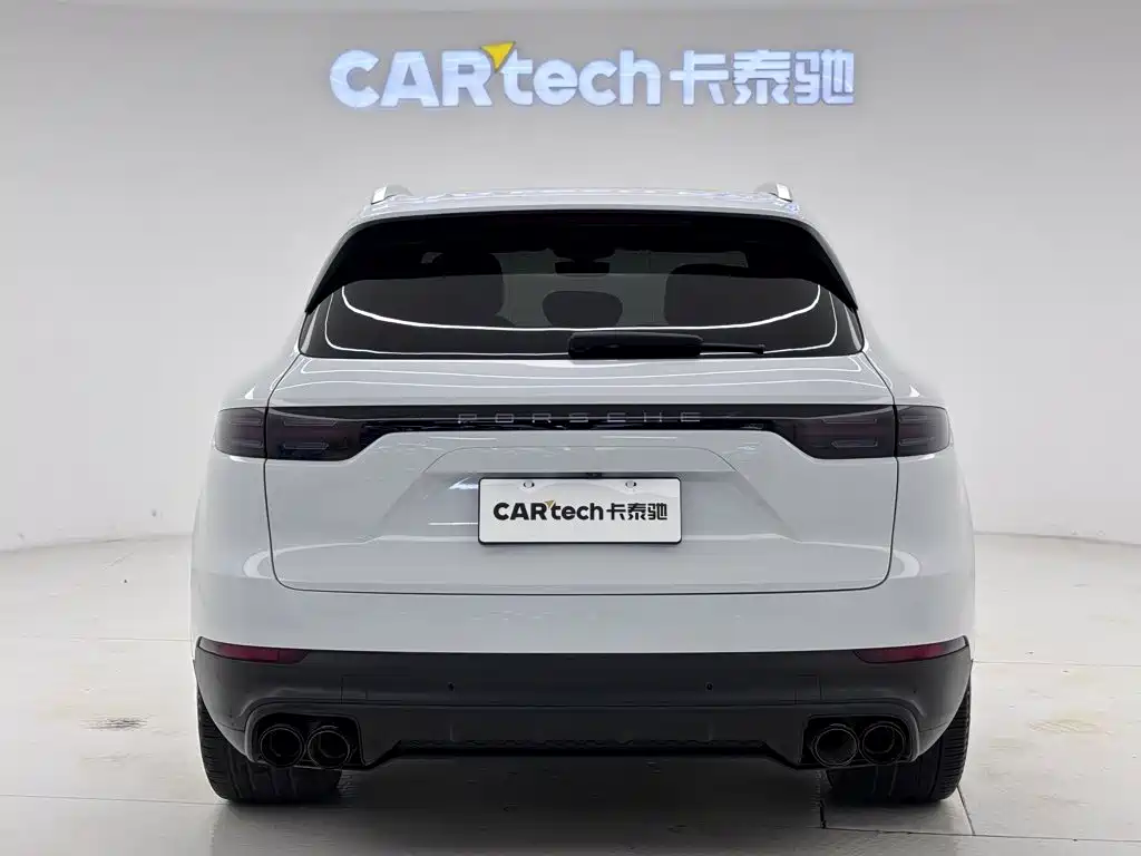 Porsche Cayenne 2018 — фото 25