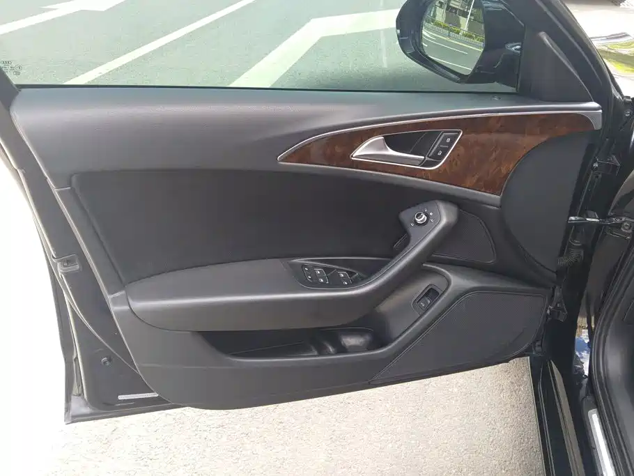 Audi A6L 2015