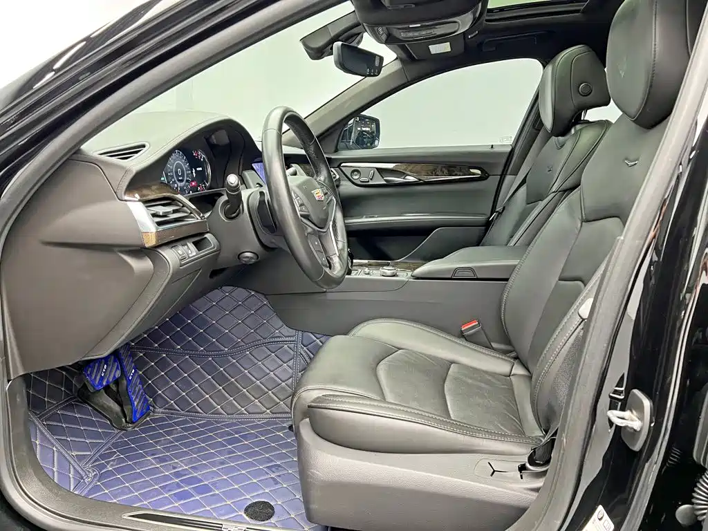 Cadillac CT6 2022 — фото 15