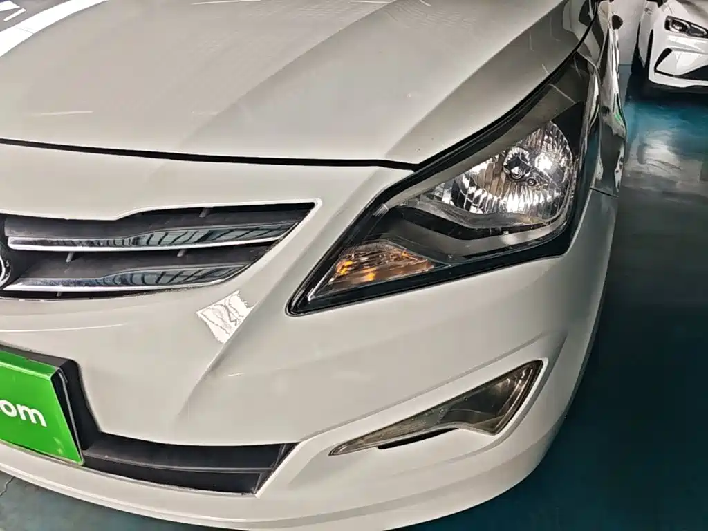 Hyundai Accent 2018 — фото 24