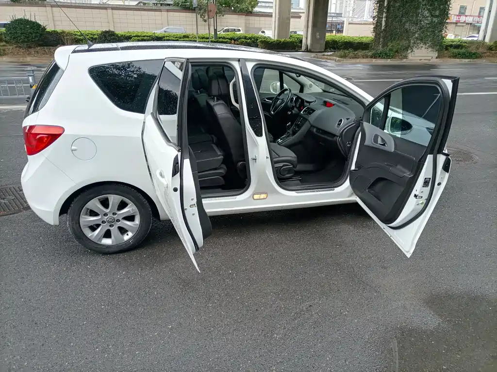 Opel Meriva 2014 — фото 5