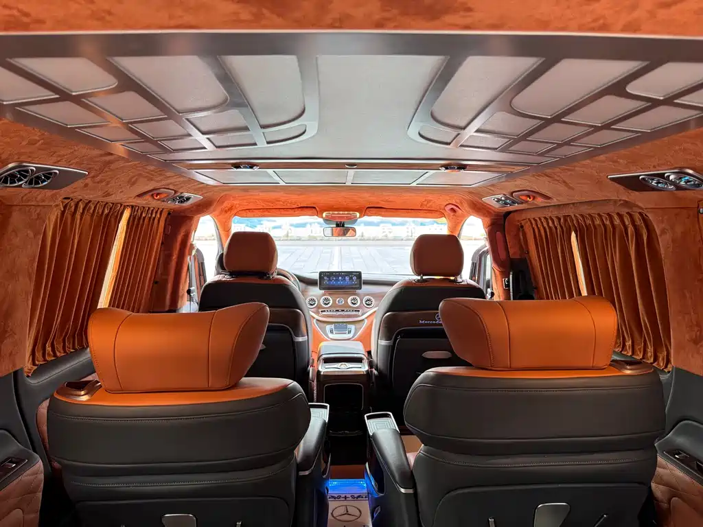 Mercedes-Benz Vito 2023 — фото 12