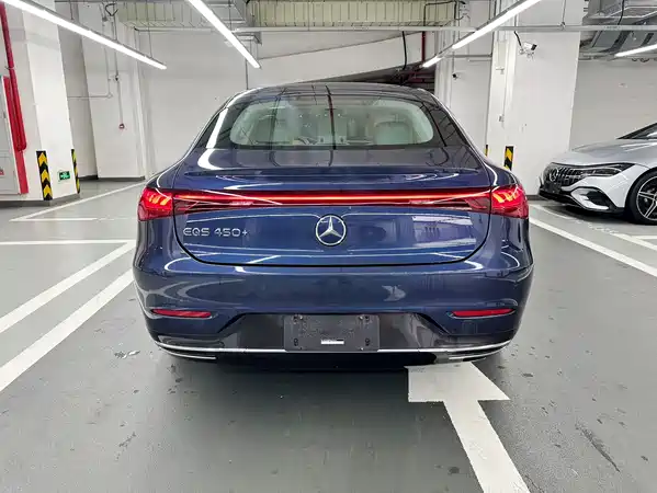 Mercedes-Benz EQS 2024