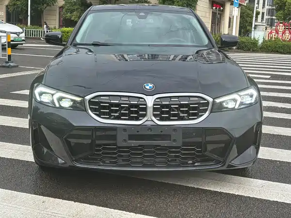 BMW 3 Series 2024