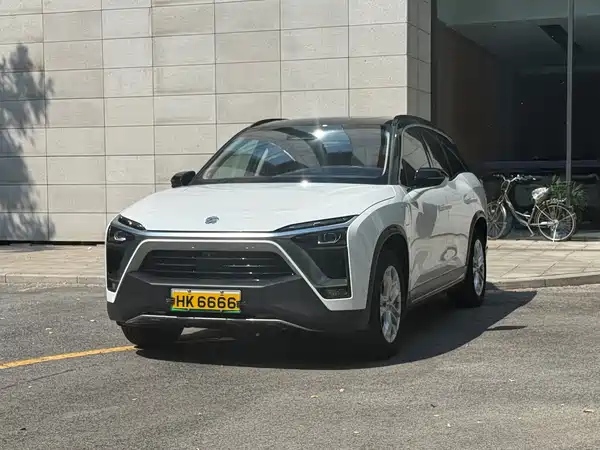 NIO ES8 2018