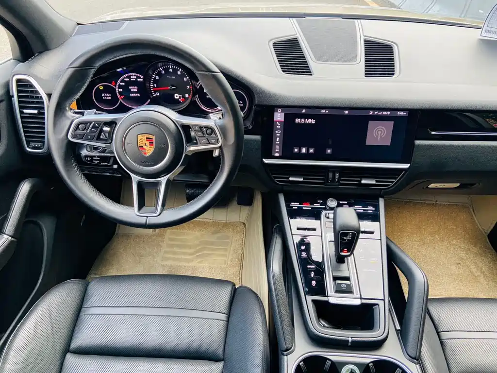 Porsche Cayenne 2019 — фото 15