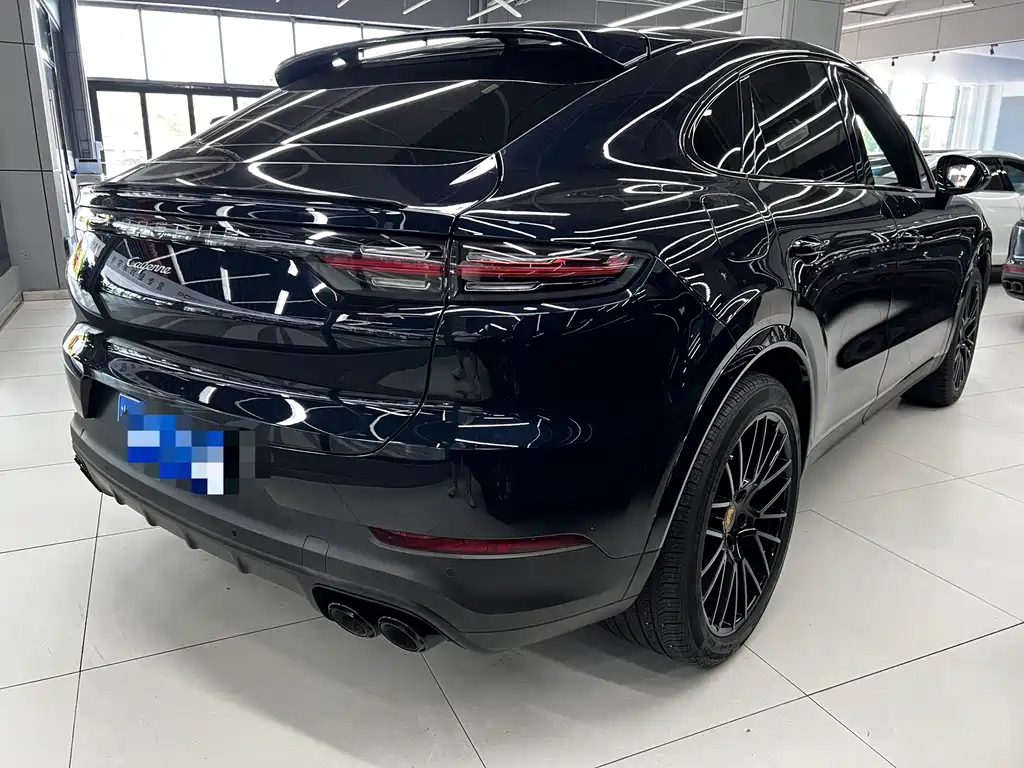 Porsche Cayenne 2020 — фото 21