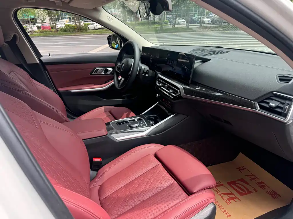 BMW 3 Series 2023 — фото 10