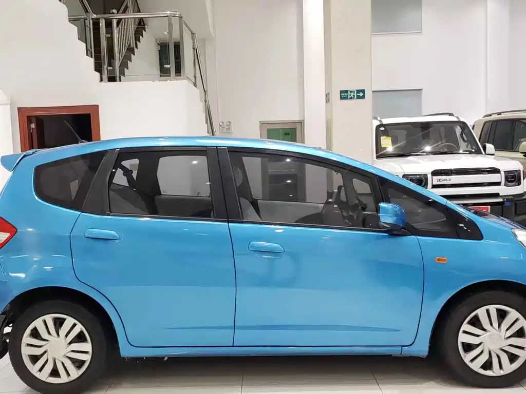 Honda Fit 2012 — фото 12