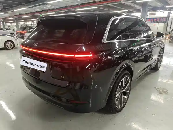 Li Auto L7 2025