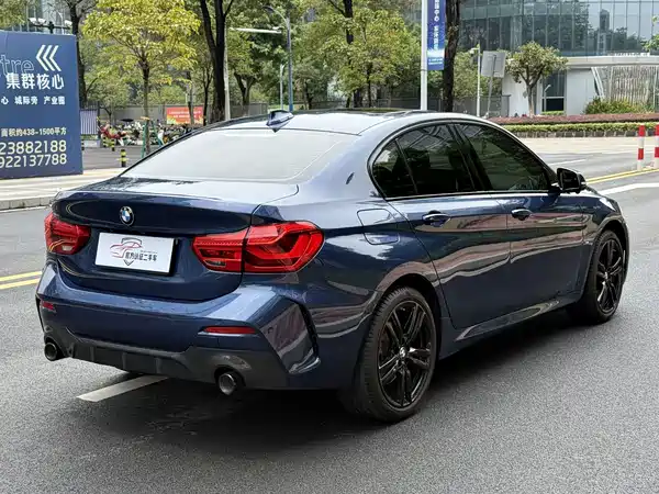 BMW 1 Series 2021