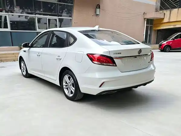 MG MG6 2017