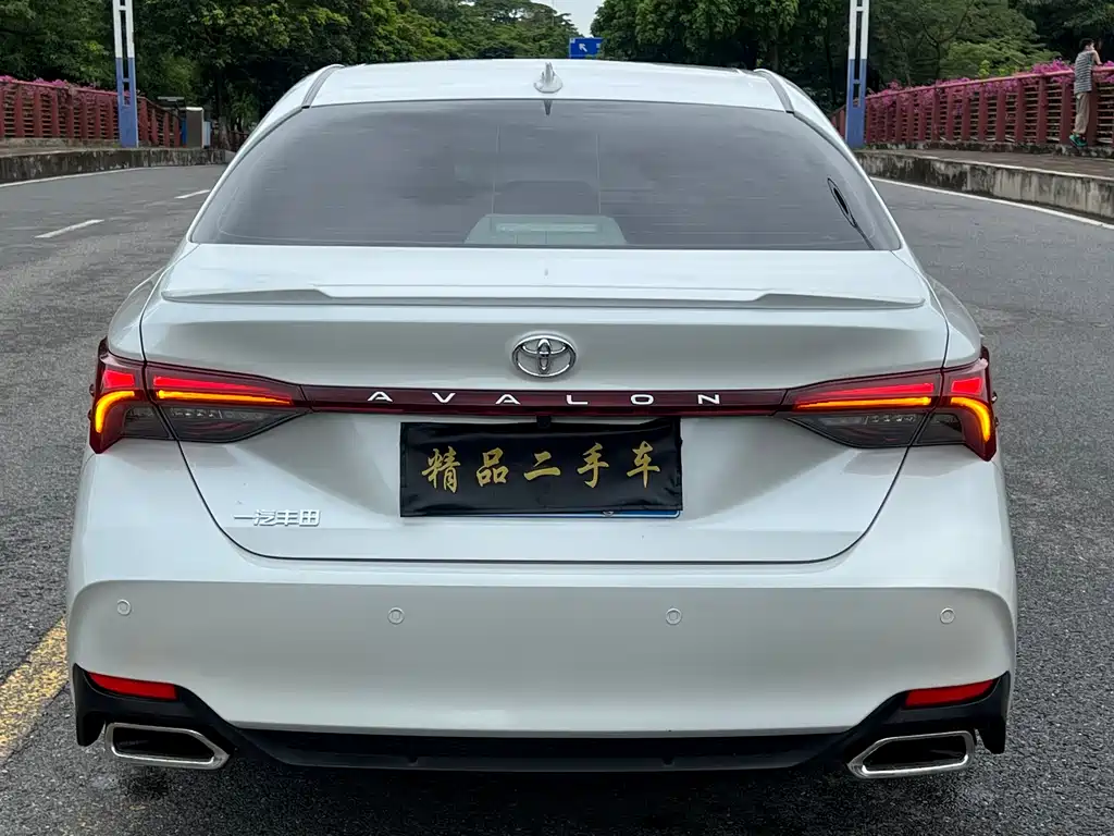 Toyota Avalon 2024