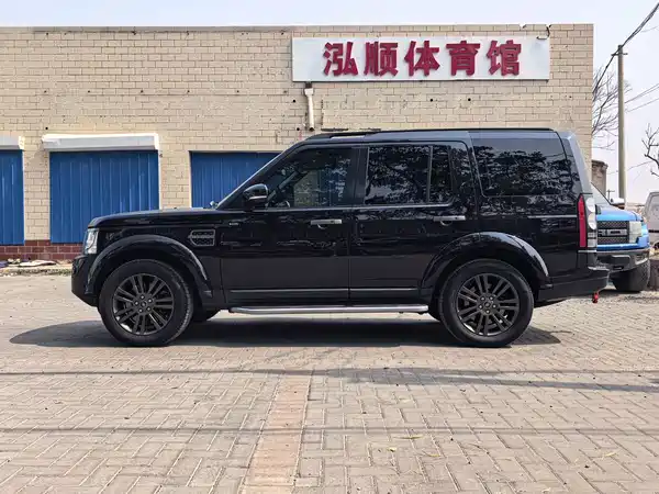 Land Rover Discovery 2016