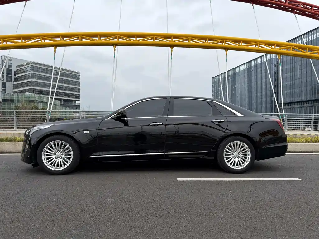 Cadillac CT6 2021 — фото 10